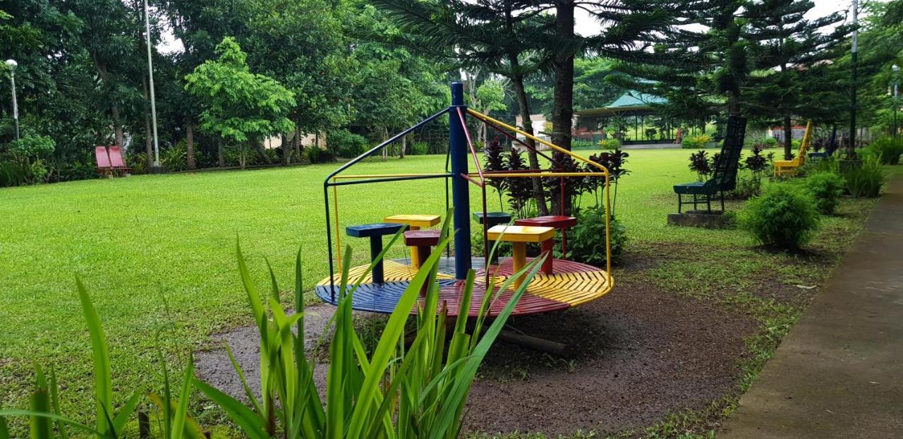 Tagaytay Summer House Tagaytay City Ngoại thất bức ảnh